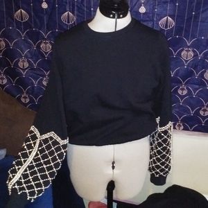 Lady pearled sweat shirt